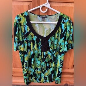 Designers Originals blue/green printed top with black accents, size 1X